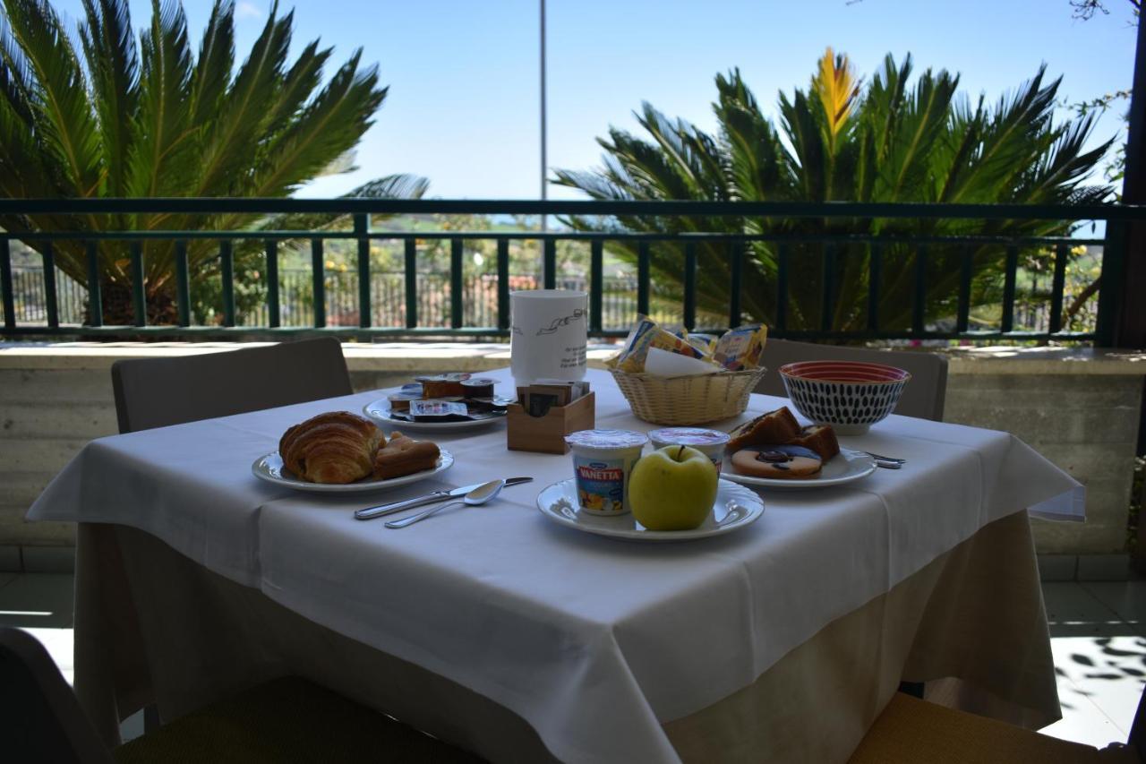 Hotel Ristorante Il Grillo أكوافيفا بيسينا المظهر الخارجي الصورة