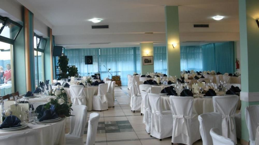 Hotel Ristorante Il Grillo أكوافيفا بيسينا المظهر الخارجي الصورة